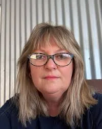Vera Lúcia Rezende, 64